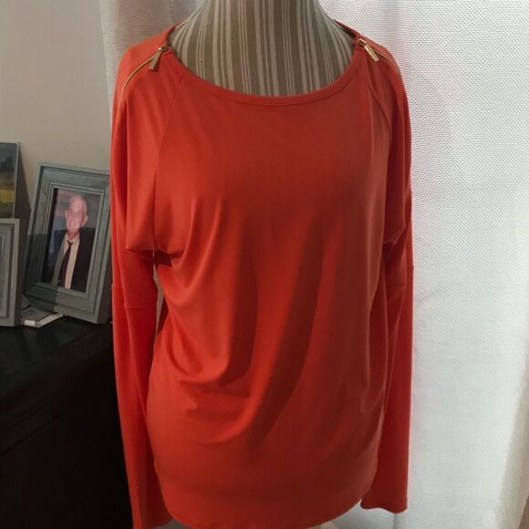 Michael Kors size medium long sleeved blouse beautiful gold zipper accents - Picture 8 of 8
